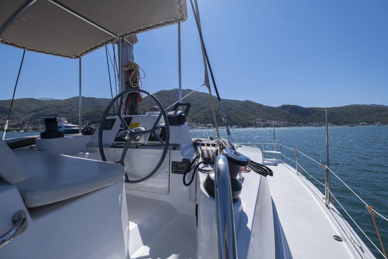 Book yachts online - catamaran - Bali Maxi Lounge 4.1 - My Dreams - rent