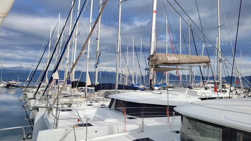 Book yachts online - catamaran - Bali Maxi Lounge 4.1 - My Dreams - rent
