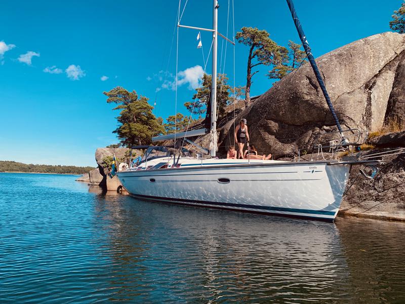Book yachts online - sailboat - Bavaria 46 - Evita - rent