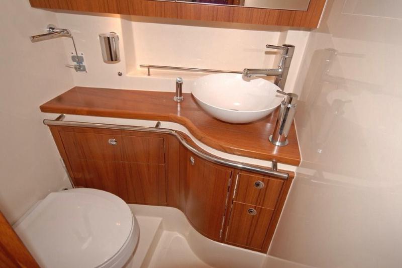 Book yachts online - sailboat - Elan 514 Impression - MGV Treaton - rent