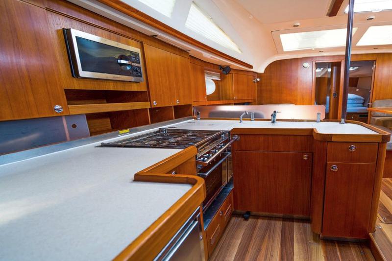 Book yachts online - sailboat - Elan 514 Impression - MGV Treaton - rent