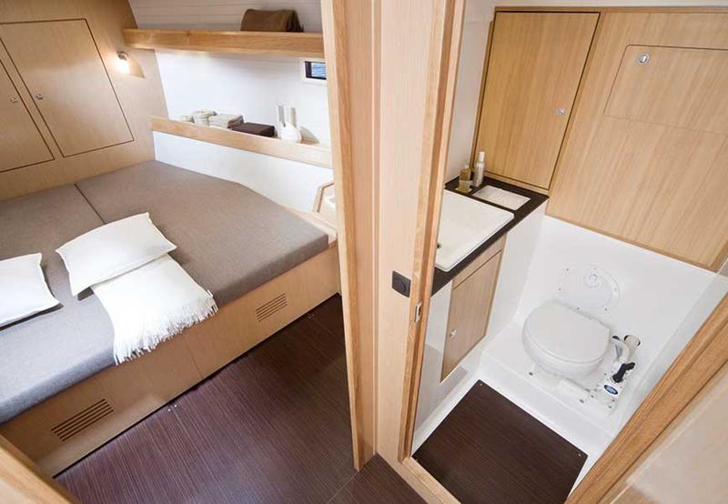 Book yachts online - sailboat - Bavaria Cruiser 45 - My Wind - rent