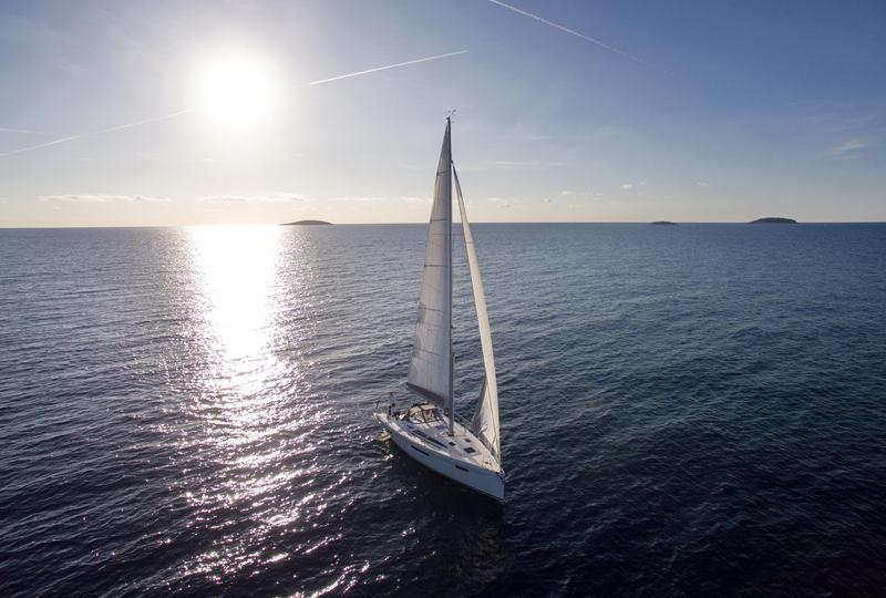 Book yachts online - sailboat - More 40 - Larthia - rent