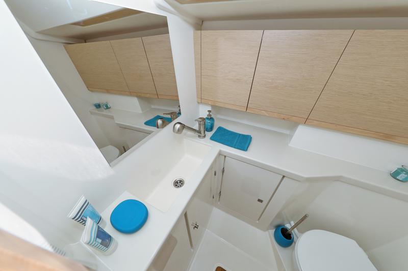 Book yachts online - sailboat - More 40 - Hanunia - rent