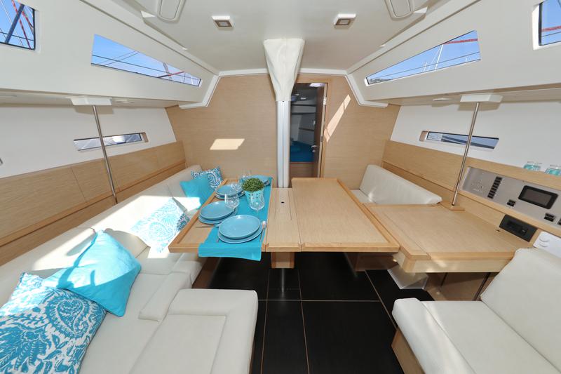 Book yachts online - sailboat - More 40 - Hanunia - rent