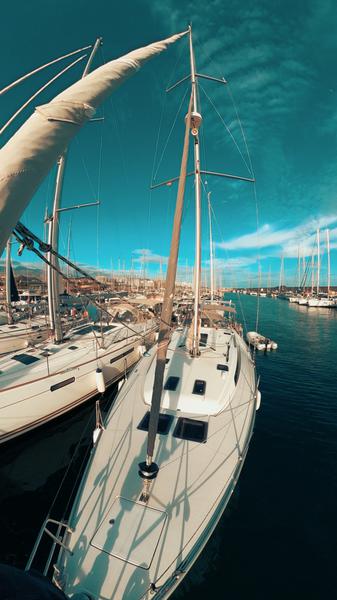 Book yachts online - sailboat - Bavaria 51 Cruiser - Teorema - rent