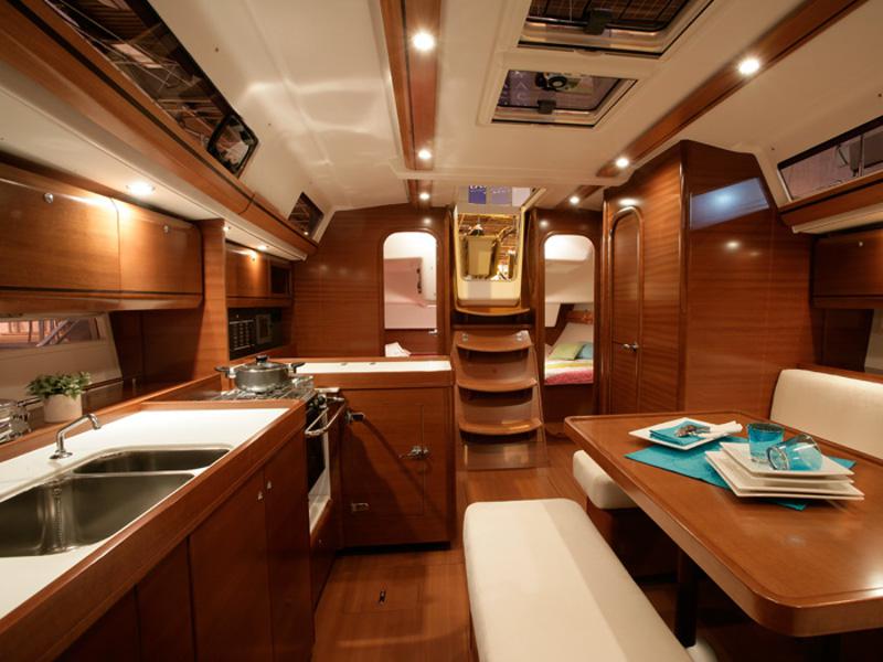 Book yachts online - sailboat - Dufour 405 - Smile - rent