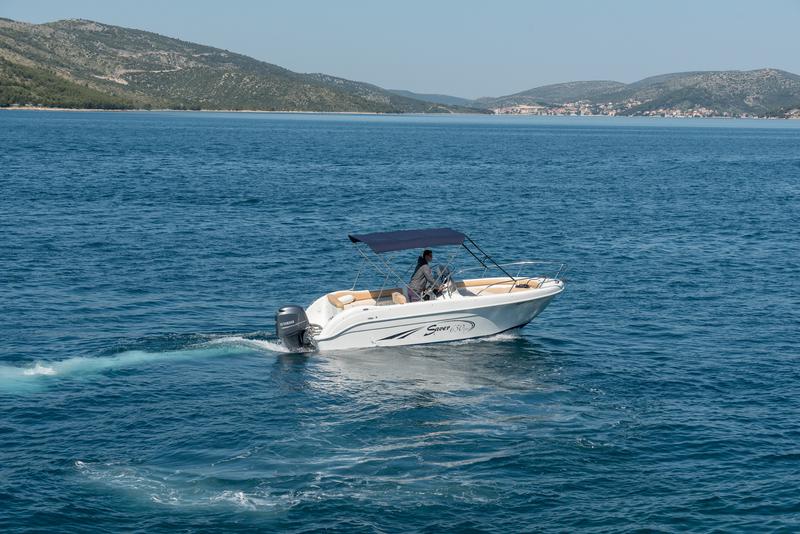 Book yachts online - motorboat - Saver 650 - no name - rent