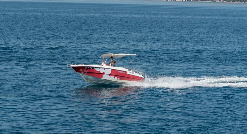 Book yachts online - motorboat - Lexia Saona 20 - no name - rent