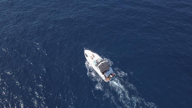 Book yachts online - motorboat - Cruisers 44 - GAP'S - rent