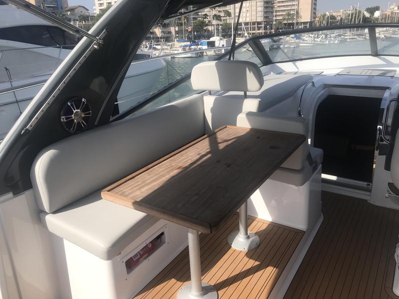 Book yachts online - motorboat - Bavaria S36 Open - Marsil - rent