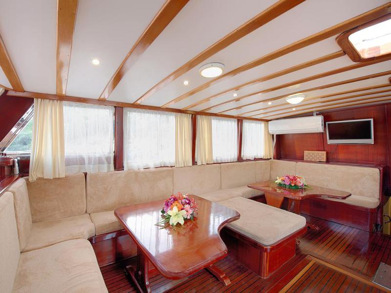 Book yachts online - other - Gulet - Almira - rent