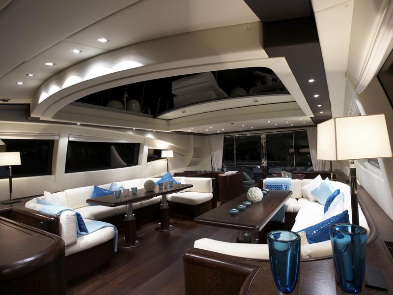 Book yachts online - motorboat - Mangusta 92 - L'Esperance - rent