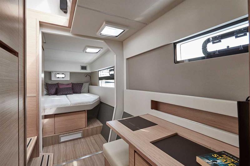 Book yachts online - catamaran - Nautitech 40 Open - Moonlight - rent