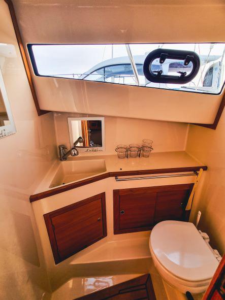 Book yachts online - motorboat - Leidi 800R - Leidi D - rent