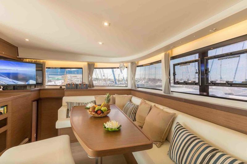 Book yachts online - catamaran - Lagoon 42 - A/C &amp; WM - Rosa Dei Venti - rent