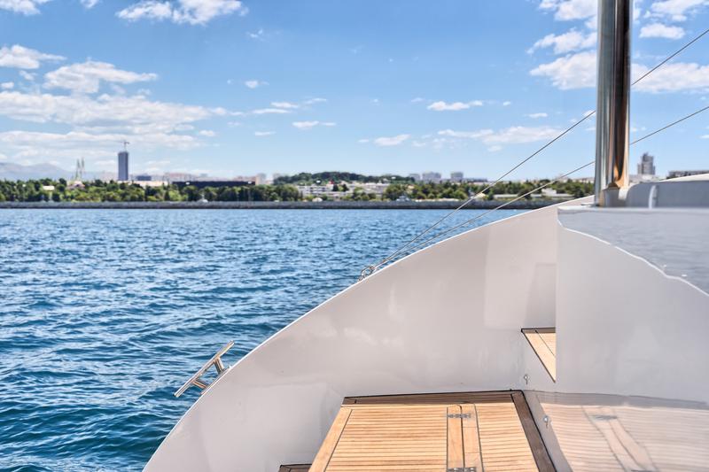 Book yachts online - catamaran - Luna 49 - Gold - rent
