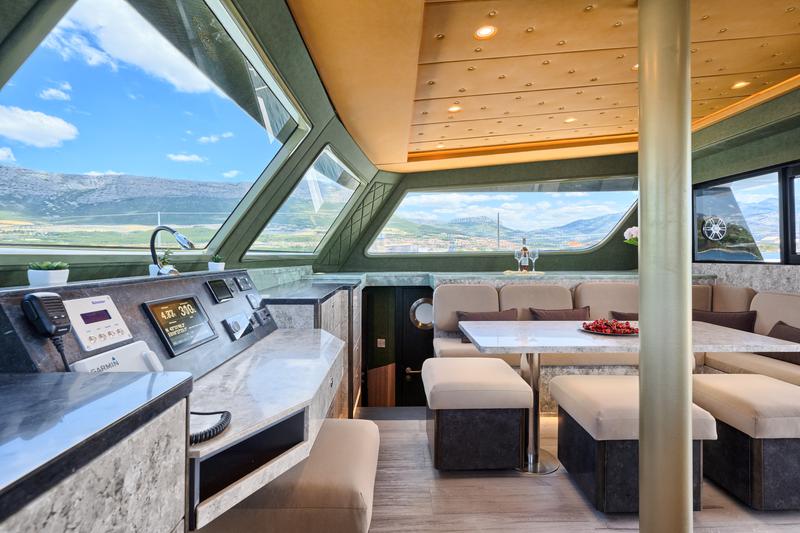 Book yachts online - catamaran - Luna 49 - Gold - rent