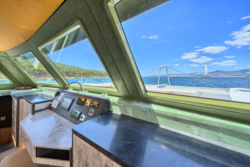 Book yachts online - catamaran - Luna 49 - Gold - rent