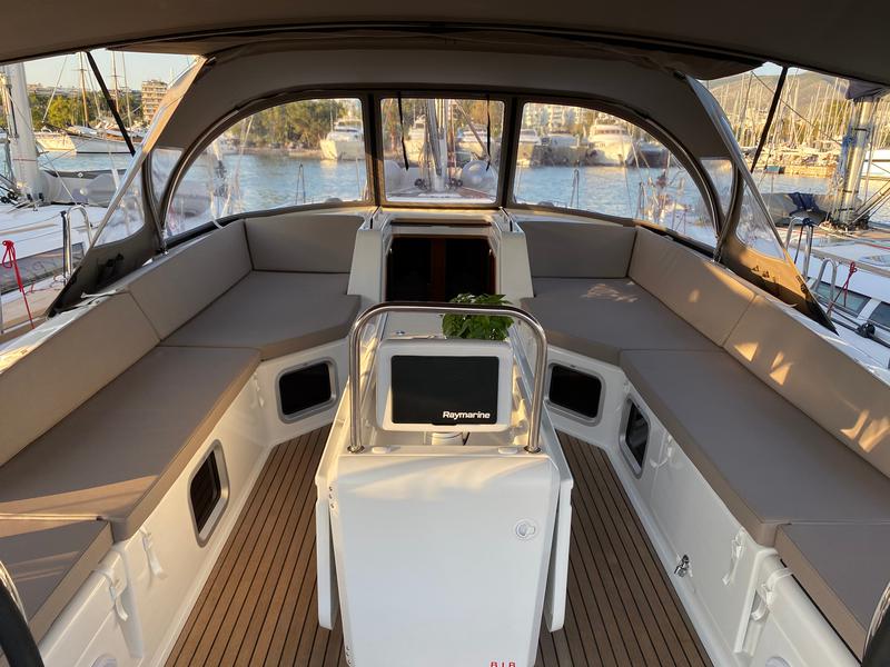 Book yachts online - sailboat - Jeanneau 54 - AEGEAN STAR - rent