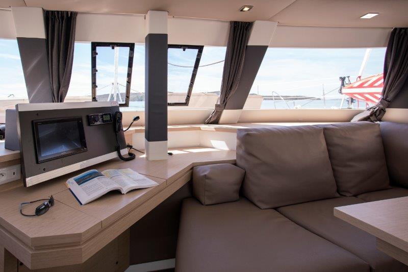 Book yachts online - catamaran - Saba 50 - Anna Isabella - rent