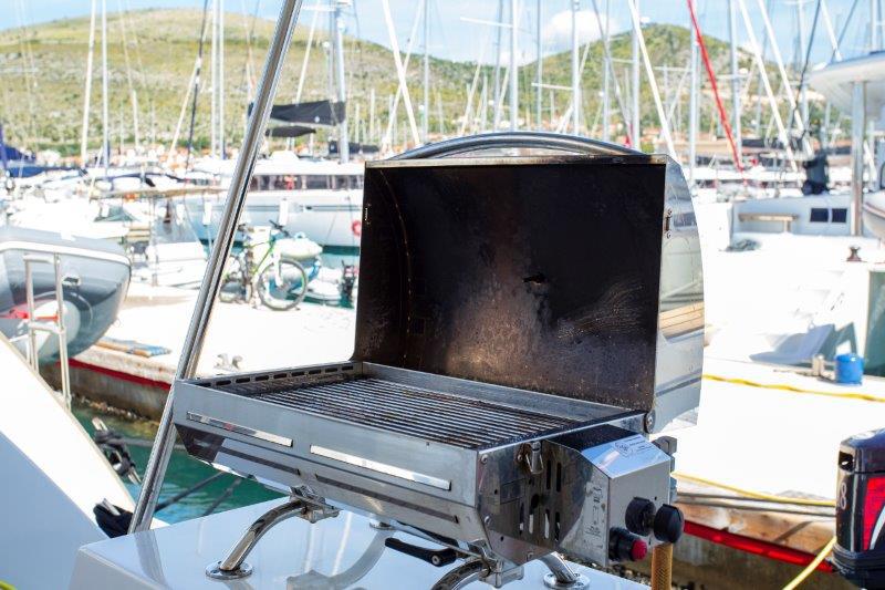 Book yachts online - catamaran - Saba 50 - Anna Isabella - rent