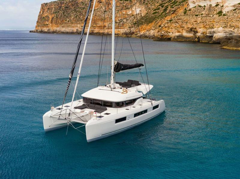 Book yachts online - catamaran - Lagoon 46 - Karamel - rent