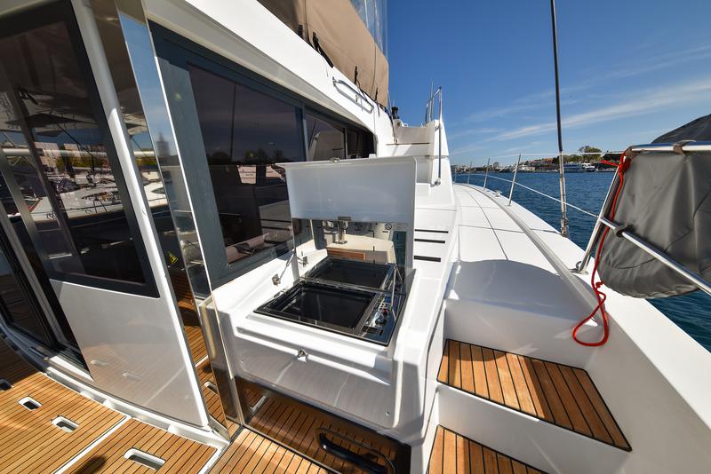 Book yachts online - catamaran - Bali 4.6 - Jako 2 - rent