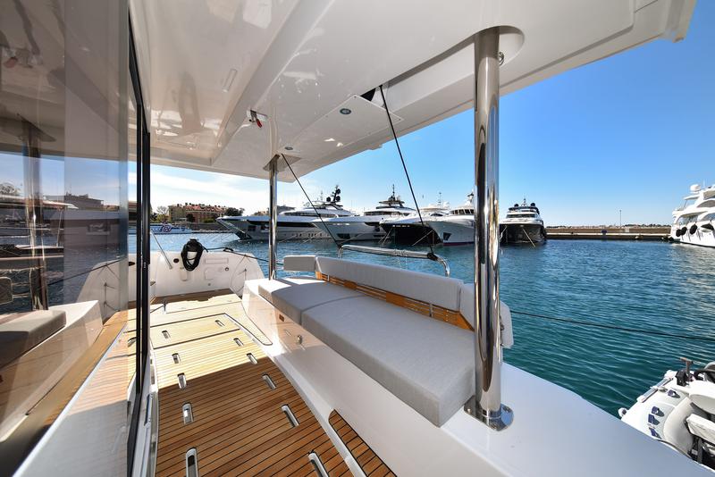 Book yachts online - catamaran - Bali 4.6 - Jako 2 - rent