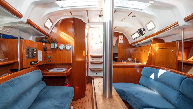 Book yachts online - sailboat - Beneteau Oceanis 343 - YAKUBU - rent