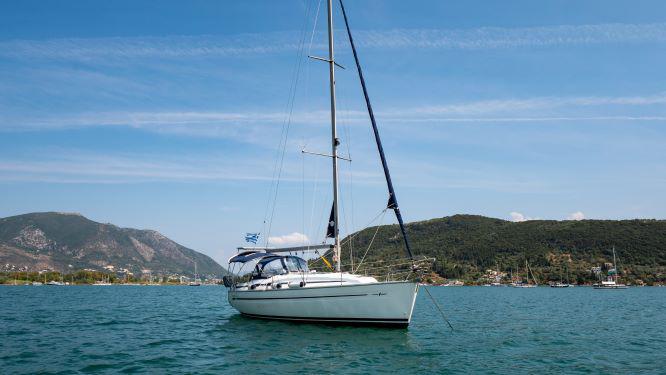 Book yachts online - sailboat - Bavaria Cruiser 32 - LILA - rent