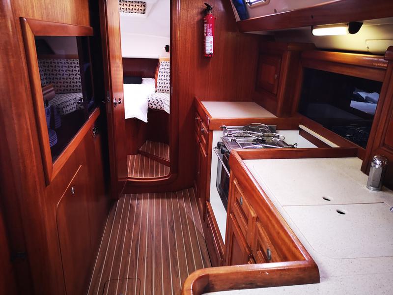 Book yachts online - sailboat - Dufour 39CC - Rafale - rent