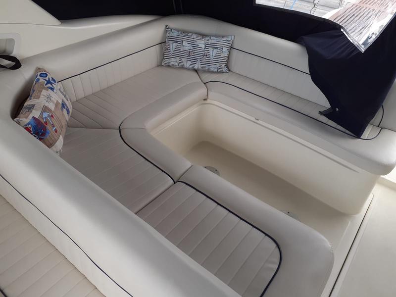Book yachts online - motorboat - Airon M. 325 - SEAKOS - rent