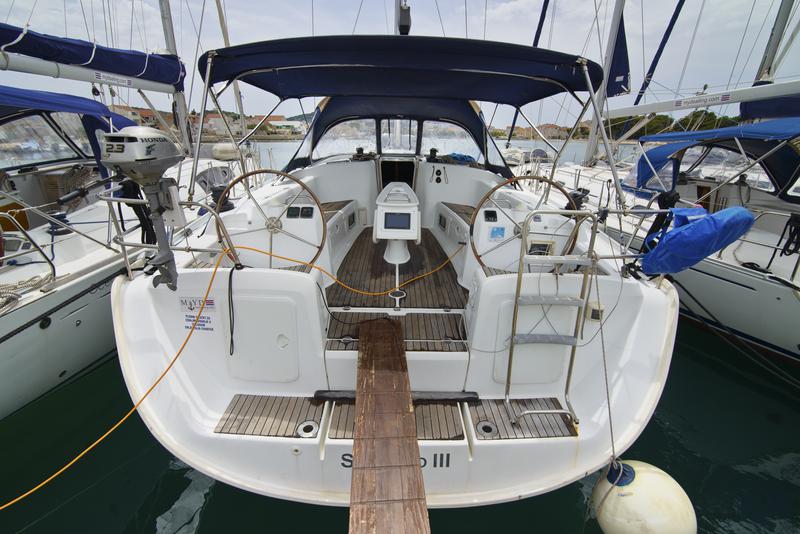 Book yachts online - sailboat - Beneteau Cyclades 50.5 - SaPhiSo III - rent