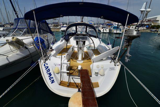 Book yachts online - sailboat - Sun Odyssey 32 - Carmen - rent