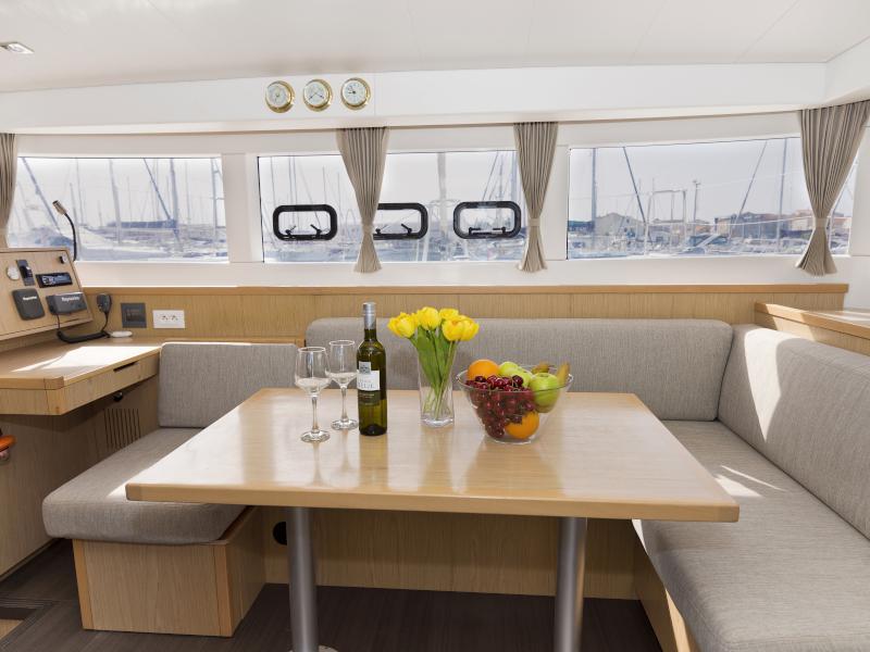Book yachts online - catamaran - Lagoon 39 - Anegada - rent