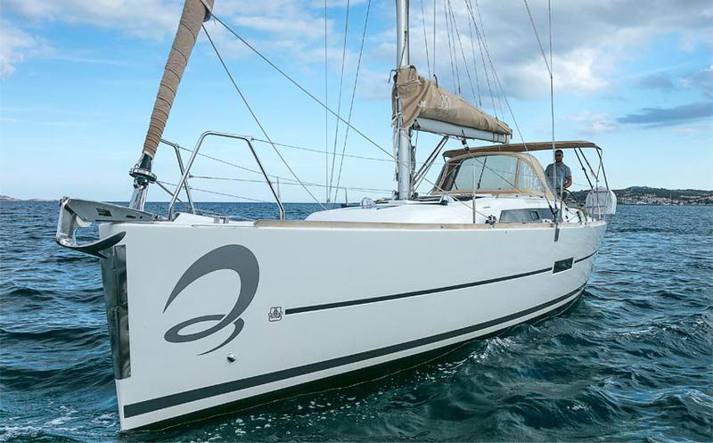 Book yachts online - sailboat - Dufour 350 GL - Chiara - rent