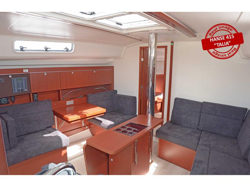 Book yachts online - sailboat - Hanse 415 - Talia -  Solar Panel - rent