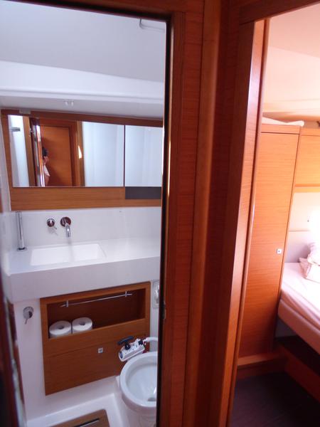 Book yachts online - sailboat - Dufour 470 - BALU - rent