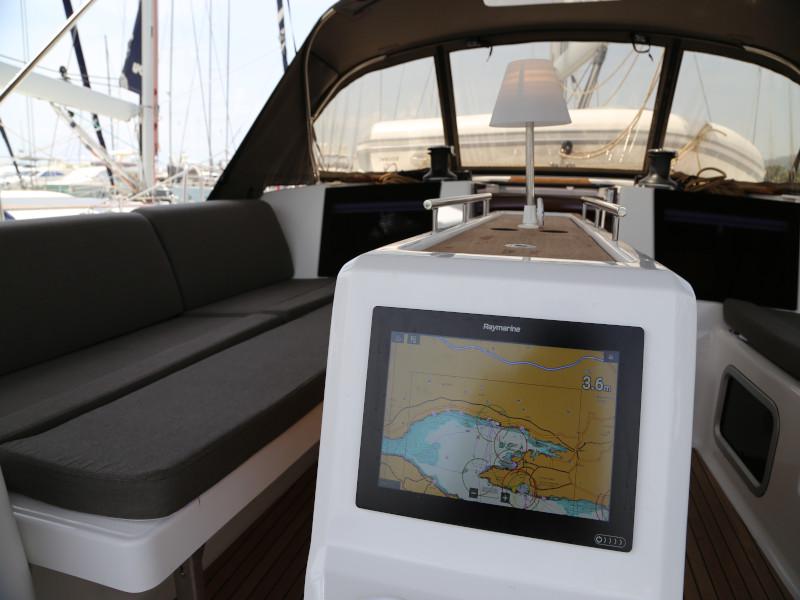 Book yachts online - sailboat - Dufour 460 Grand Large - Sea  Hawk  - rent