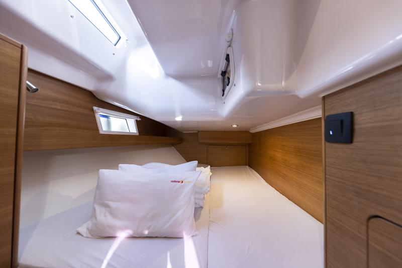 Book yachts online - sailboat - Elan Impression 45.1 2022 - Pasithea - rent