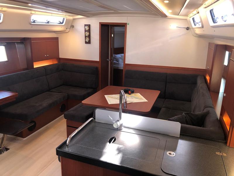 Book yachts online - sailboat - Hanse 455 - - - rent