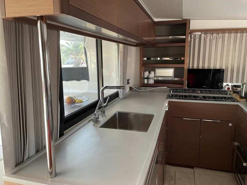 Book yachts online - catamaran - Lagoon 46 owner version - GOOD MOOD - rent
