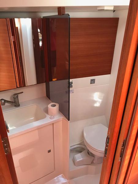 Book yachts online - sailboat - More 55 - ATHENE - rent