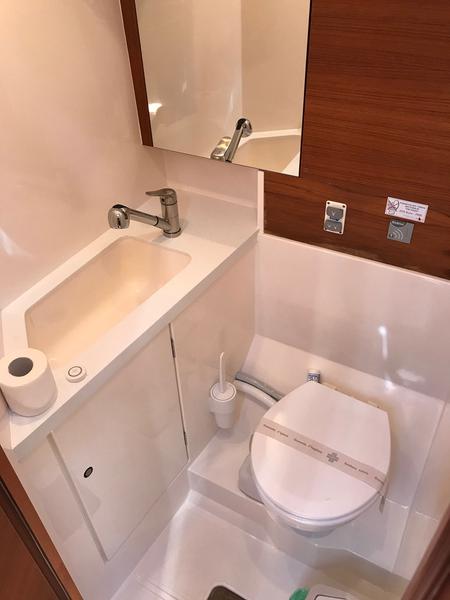 Book yachts online - sailboat - More 55 - PIXEL - rent