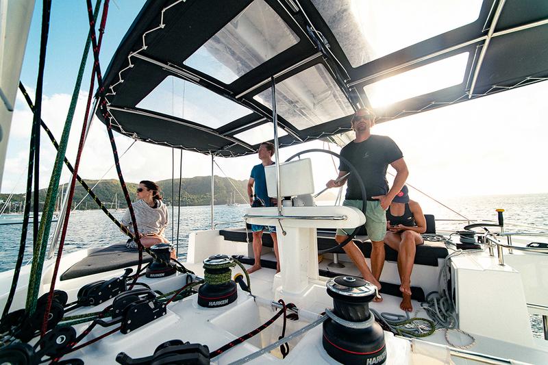 Book yachts online - catamaran - Lagoon 52F - AKANA - rent