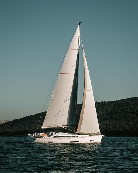 Book yachts online - sailboat - Salona 46 - BIA - rent