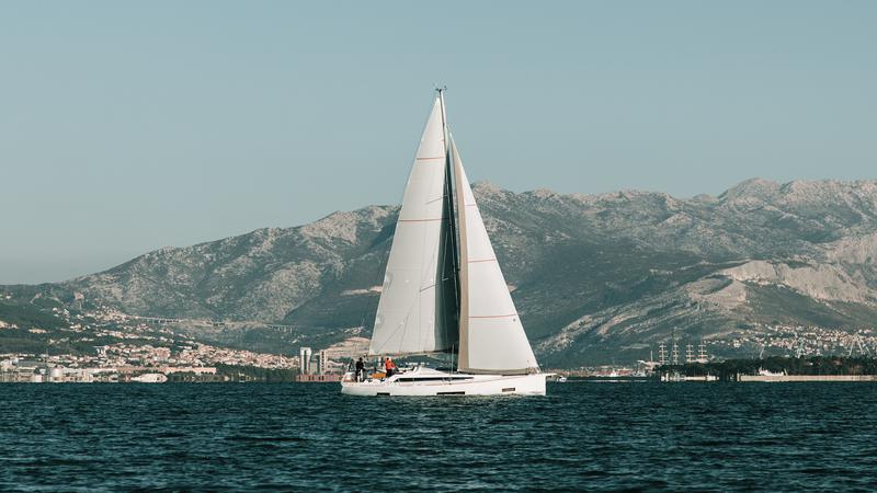 Book yachts online - sailboat - Salona 46 - DEMETRA - rent