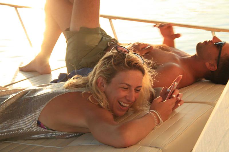 Book yachts online - motorboat - Hampton 42 - SEA LION - rent