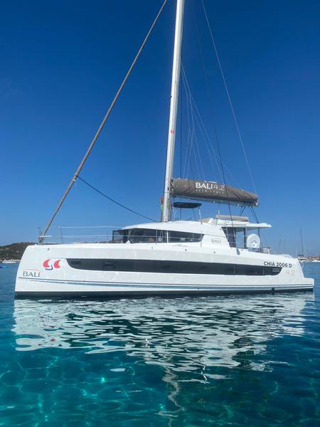 Book yachts online - catamaran - Bali 4.2 - Arveskida II - rent